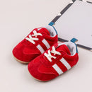 Casual baby sneakers