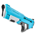 Pistola d'água de alta pressão. muito mais diversão durante o verão