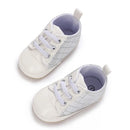 Tênis esportivo casual feminino para bebê, primavera e outono, sola macia, antiderrapante, para caminhada em ambientes internos e externos, calçado para os primeiros passos.