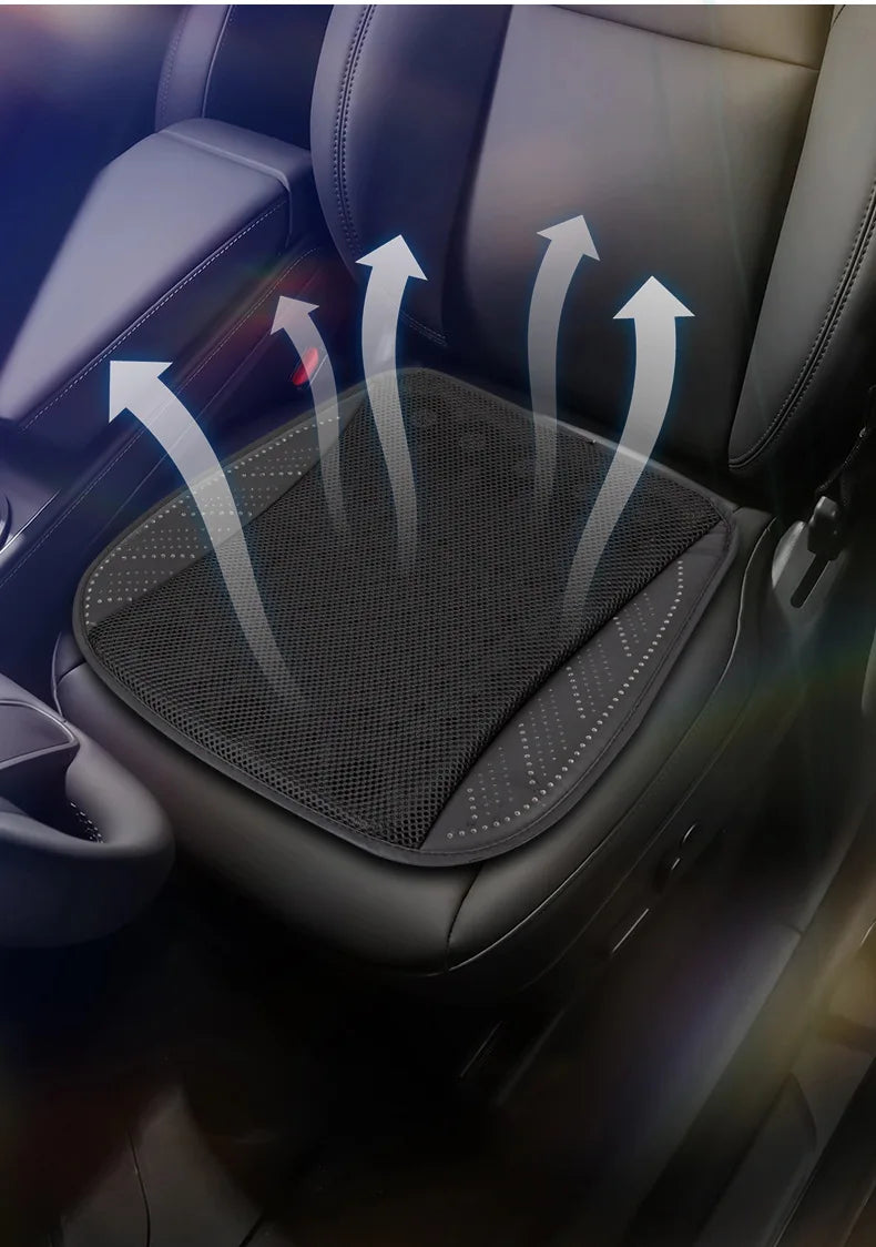 Assento respirável. Almofada c/ sistema de dissipação de calor.