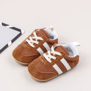 Casual baby sneakers