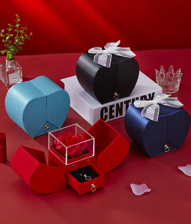 Caixa decorativa com/sem jóia. Um presente ideal para o amor.