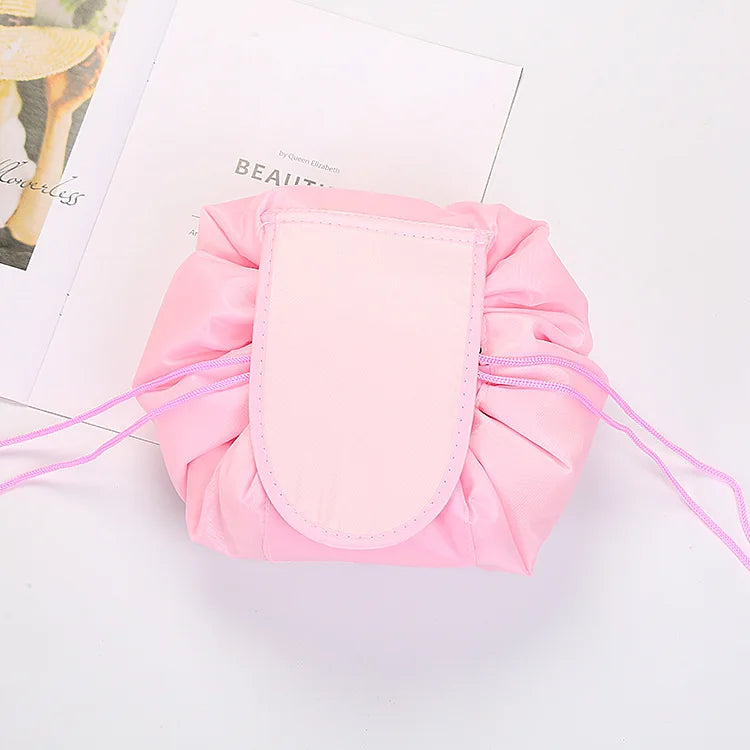 Bolsa feminina para cosméticos. Ideal para viagens.