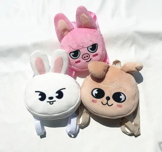 SKZOO mini mochila de pelúcia