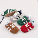 Casual baby sneakers